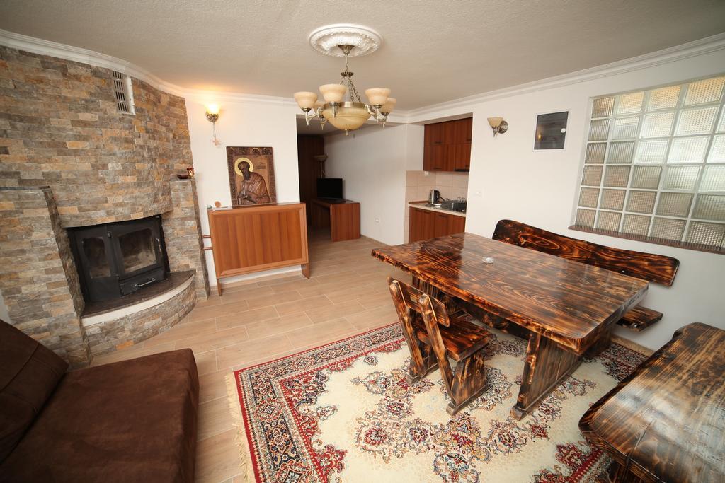 Apartments Risteski Ljubaništa Habitación foto